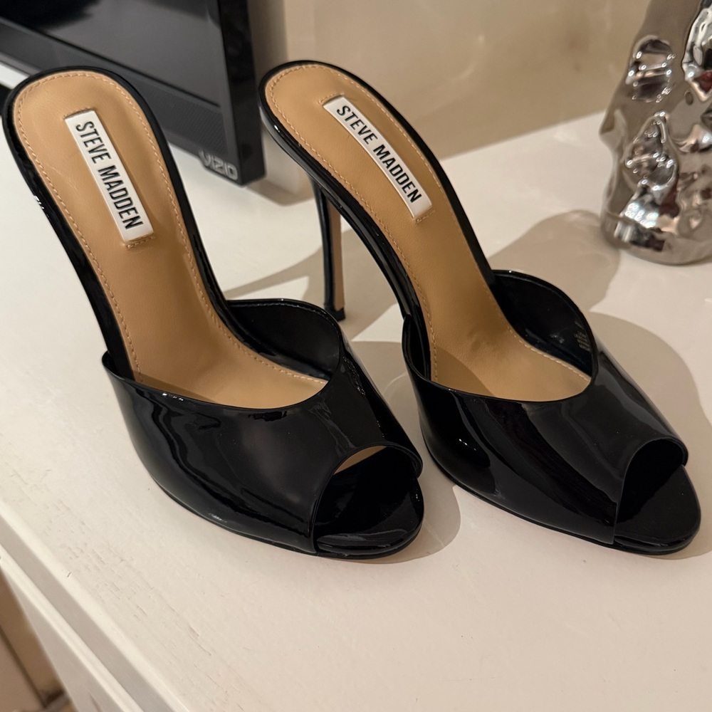 Steve Madden Black Patent Peep-Toe Stiletto Mules Priya Heels